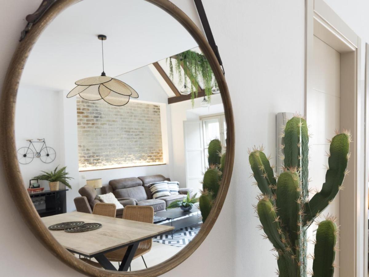 Old Center Penthouse Apartment *
